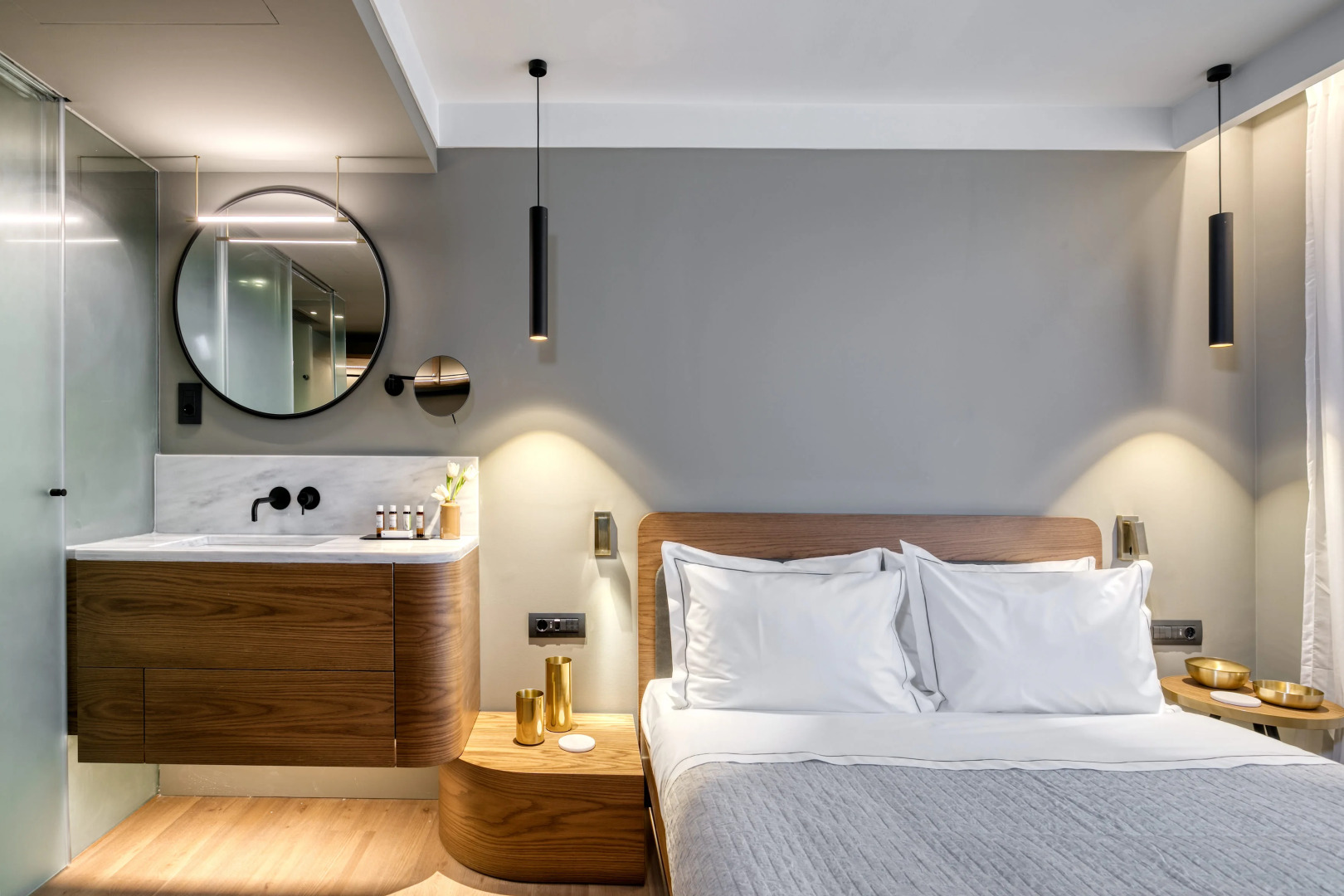 Photo - Bob W Athens Eolou