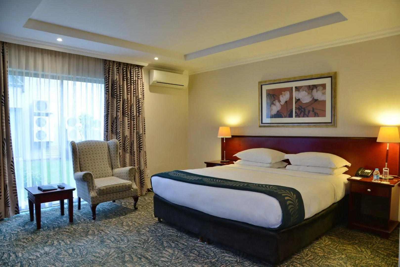 Photo - Courtyard Hotel Sandton