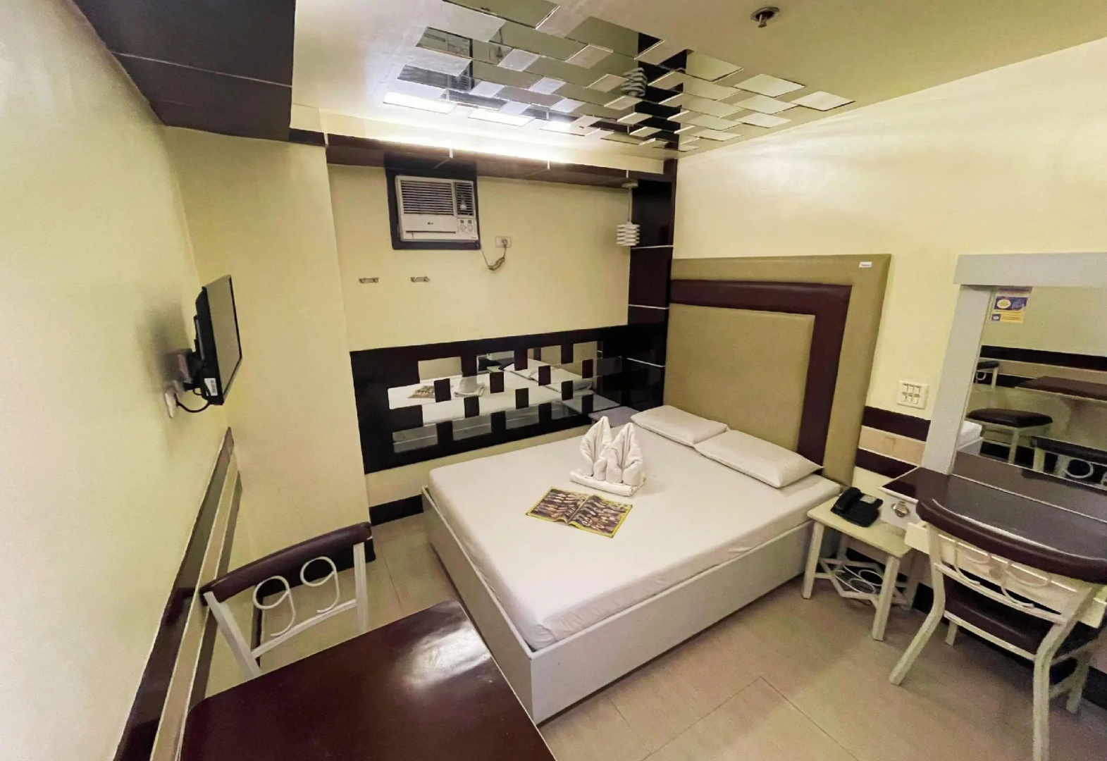 Photo - Hotel 99 Monumento Caloocan