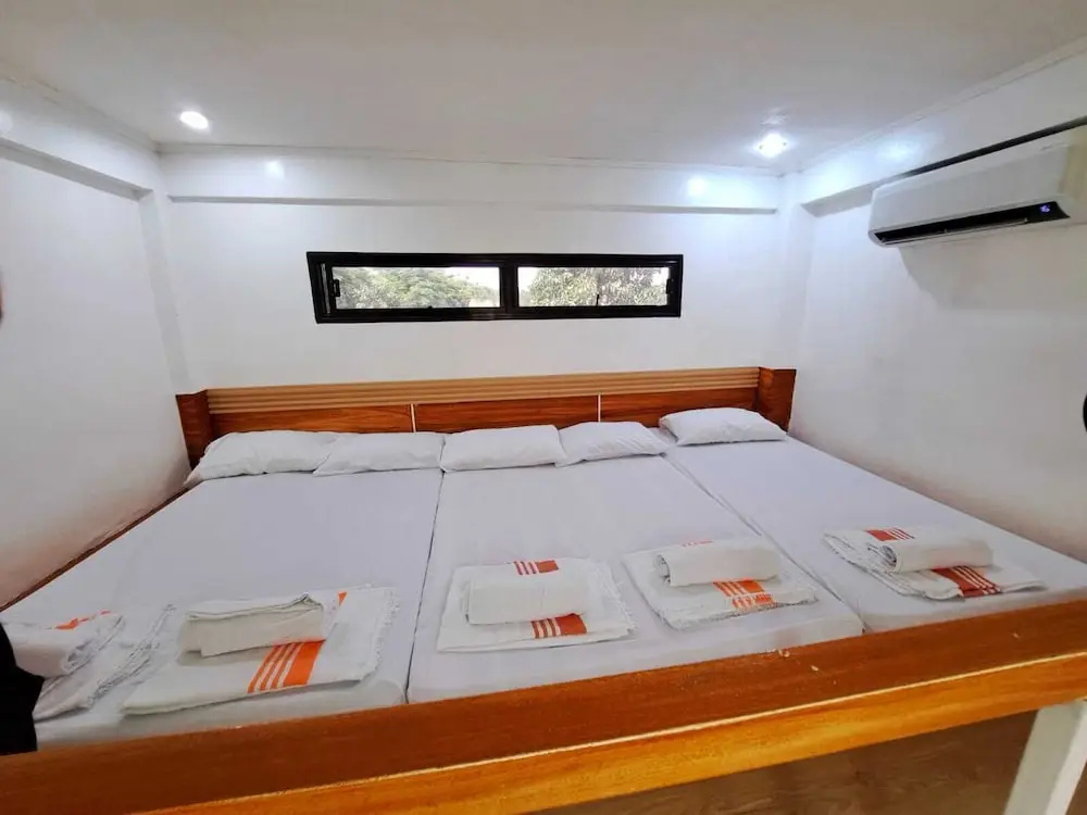 Govantes Guesthouse Loft Units