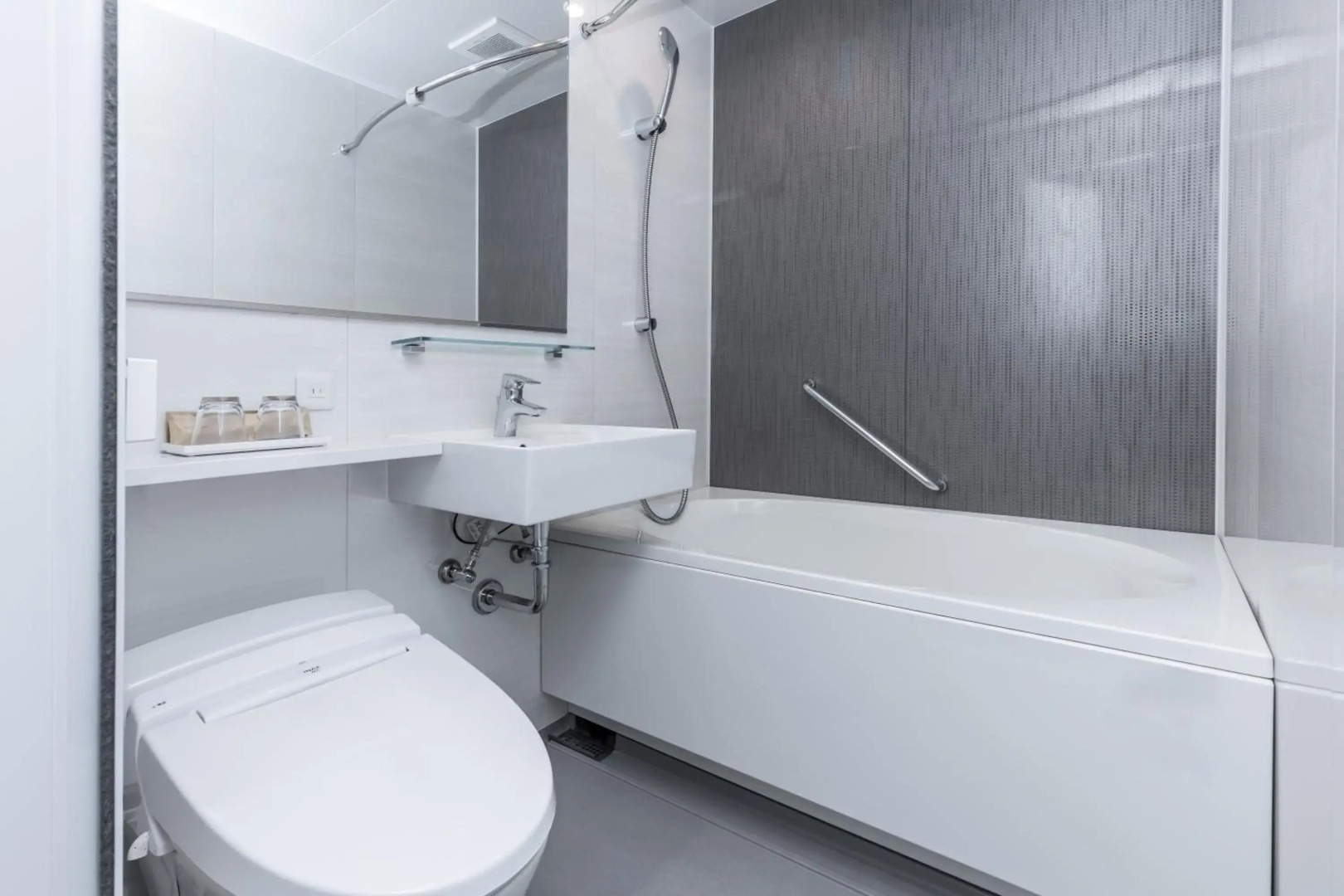 Photo - Tokyu Stay Osaka Hommachi