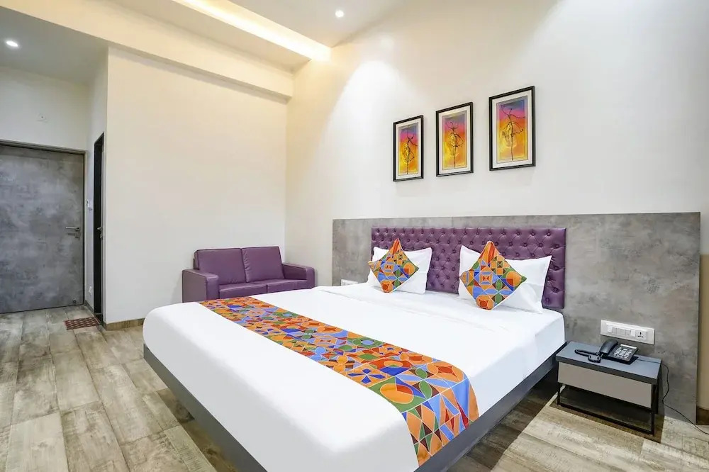 Foto - FabHotel Global Spaces - Nr NESCO Exhibition Center