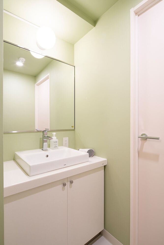 Photo - Section L Hamamatsucho