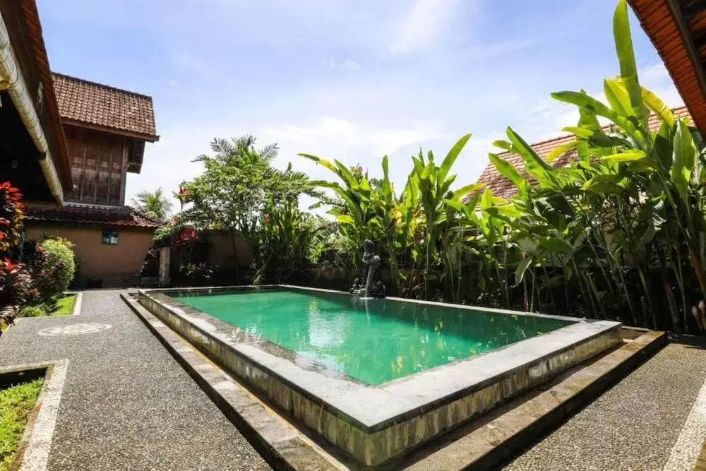 Photo - Sari Bamboo Bungalows