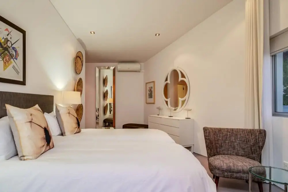 Photo - Immaculate Camps Bay Villa w Jacuzzi Views Pool Villa Grenache