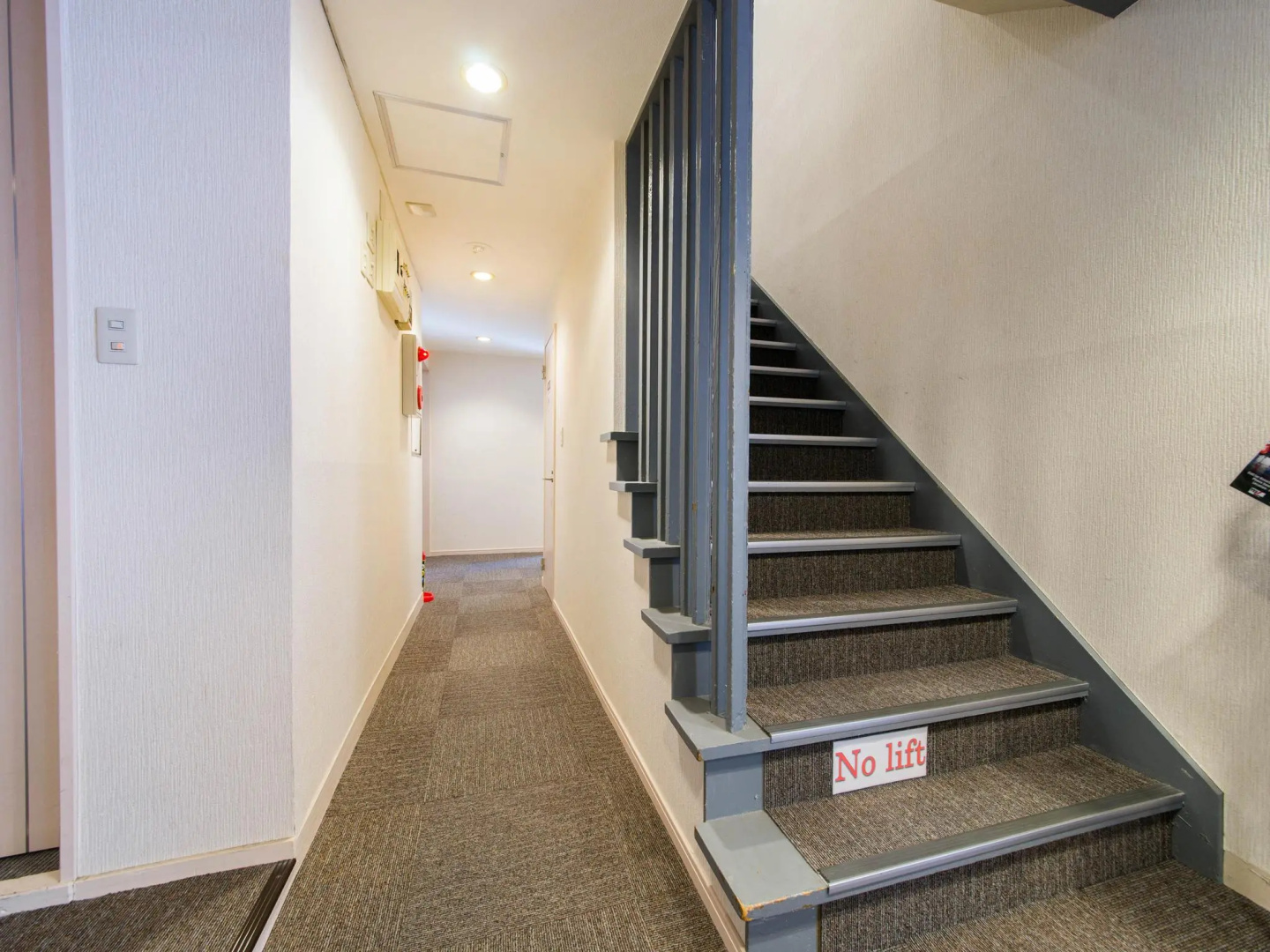 Photo - Shin-Okubo International Hotel