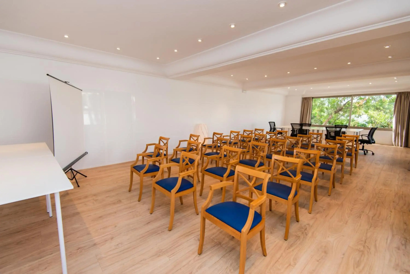 Photo - Flacalco Hotel & Apartments