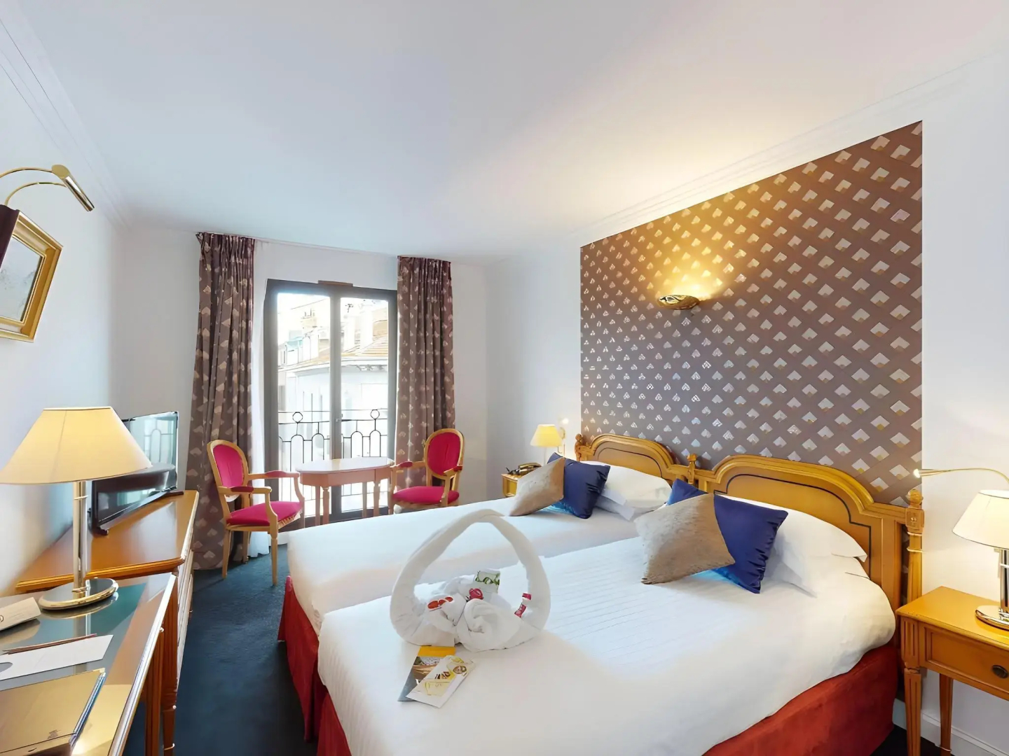 Photo - Sun Riviera Hotel
