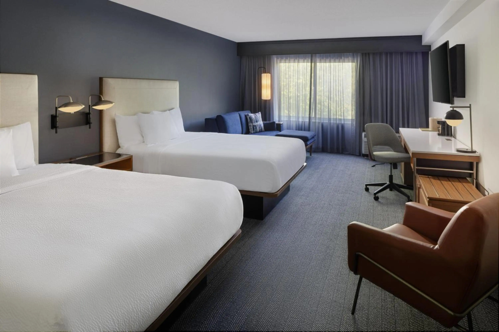 Foto - Courtyard by Marriott Edison Woodbridge