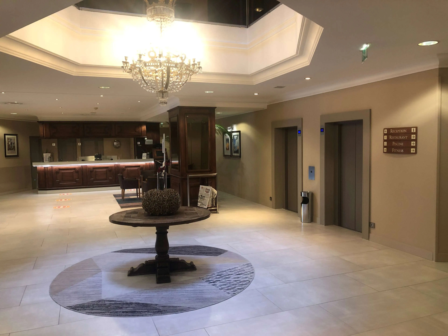 Photo - Best Western Marseille Aeroport