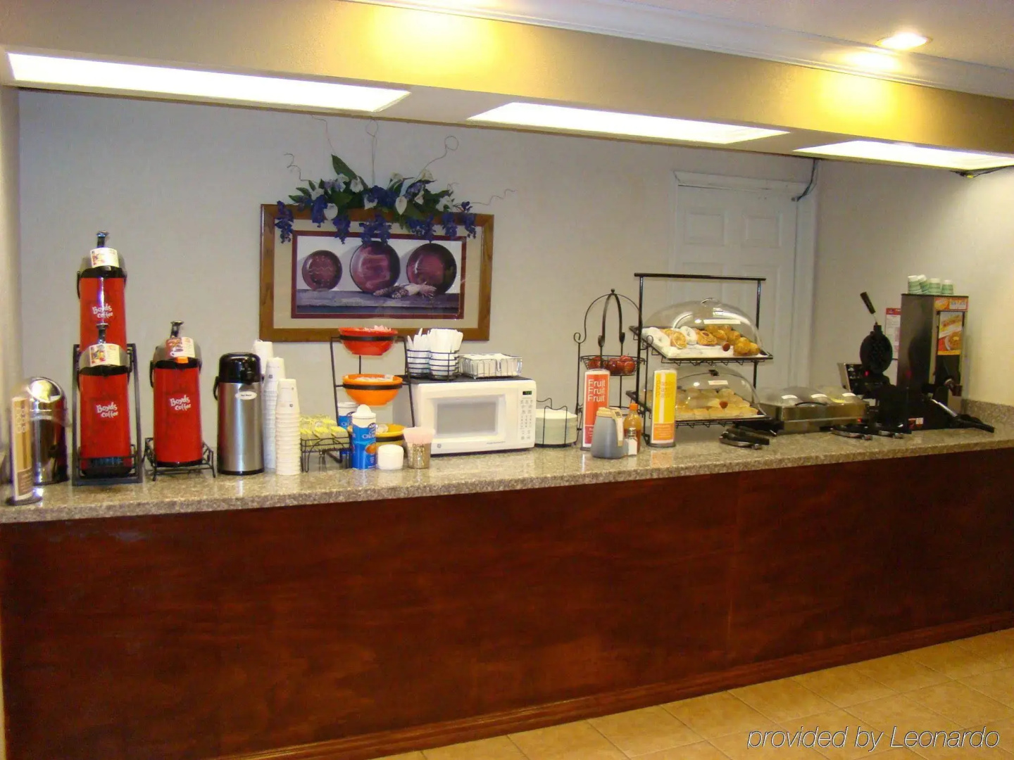 Photo - Quality Inn & Suites Garland - East Dallas