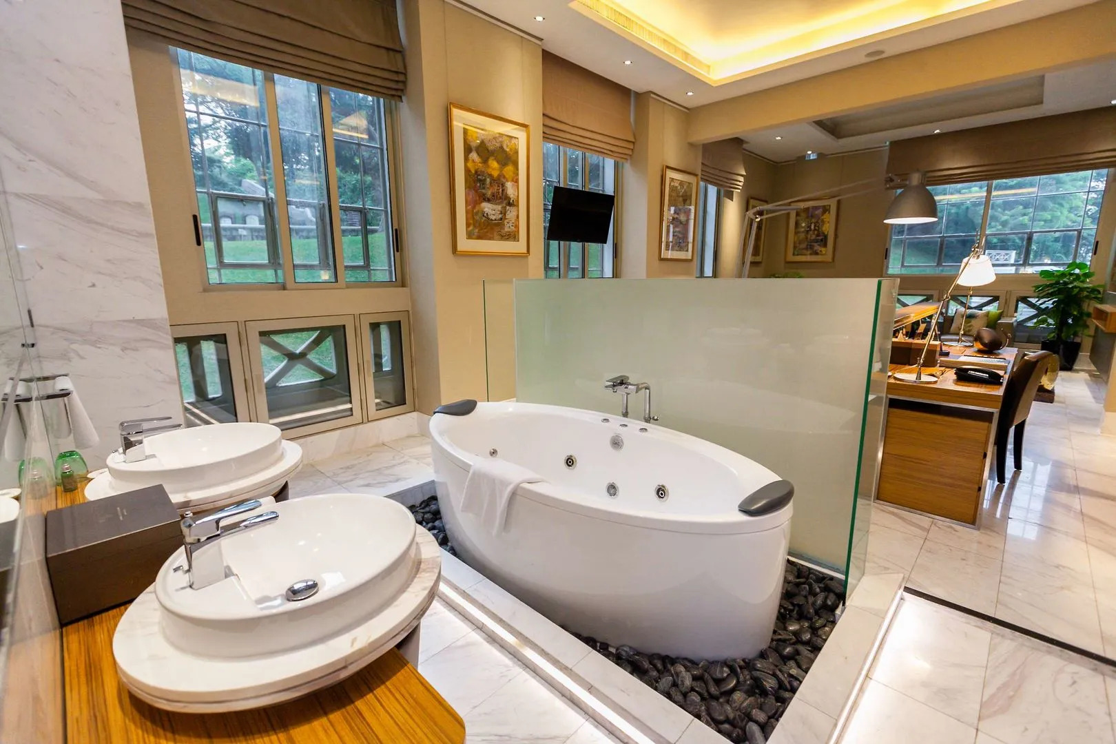 Photo - METT Singapore