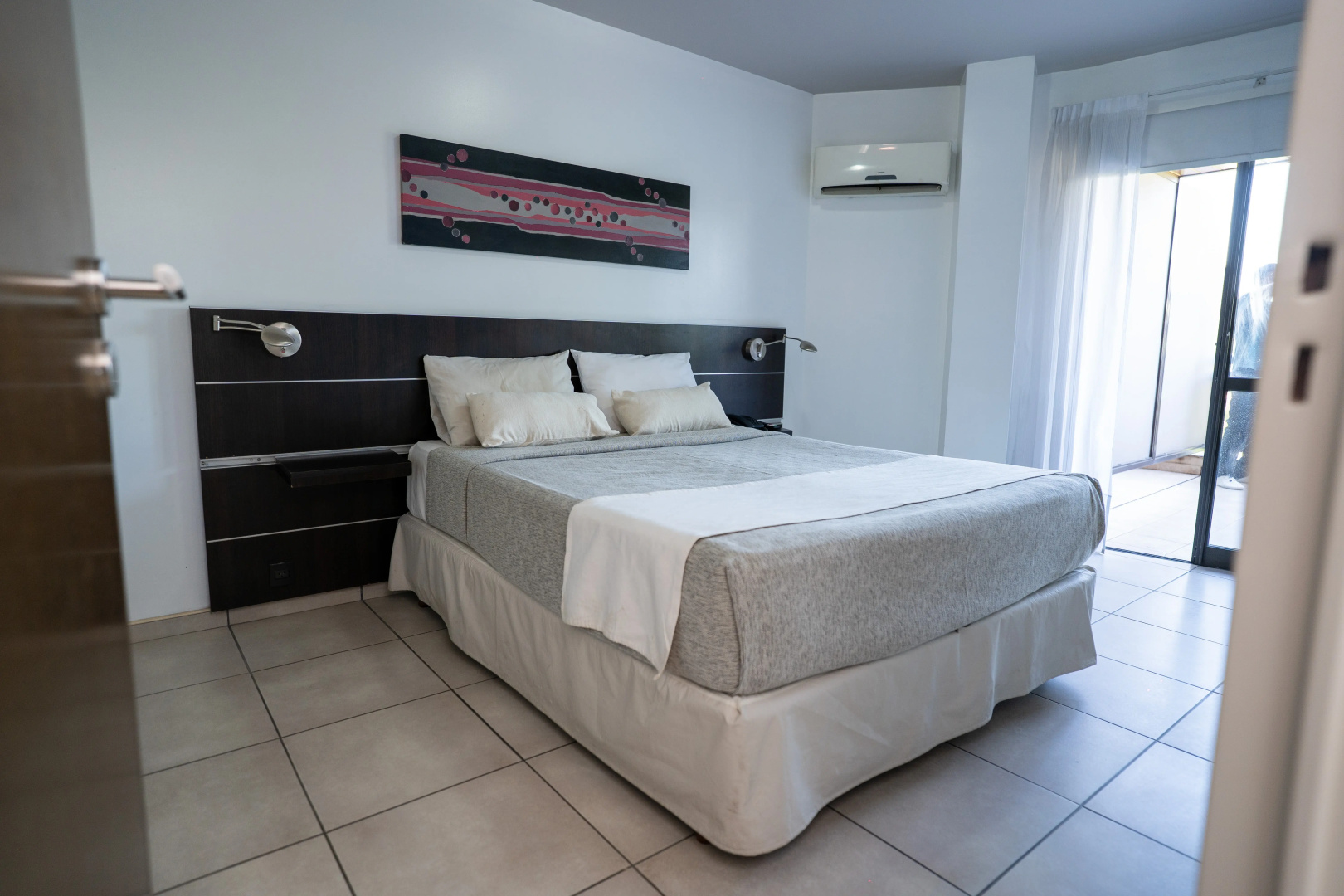 Photo - Kube Apartments Express