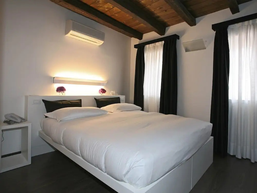 Photo - Urban Hotel Design