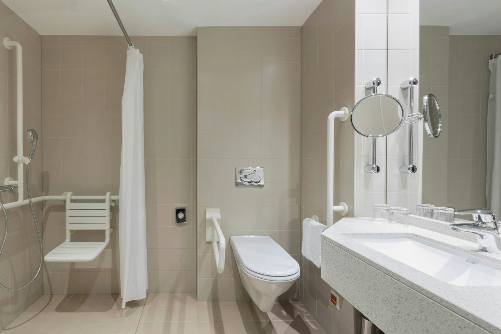 Foto - Courtyard by Marriott Basel