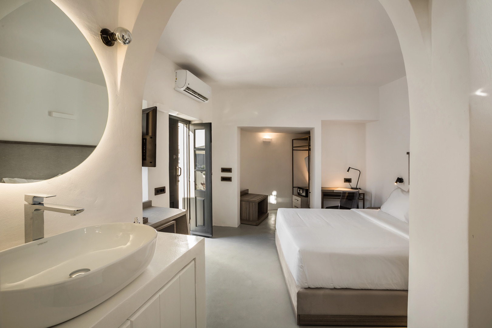 Photo - Sun Rocks Boutique Hotel