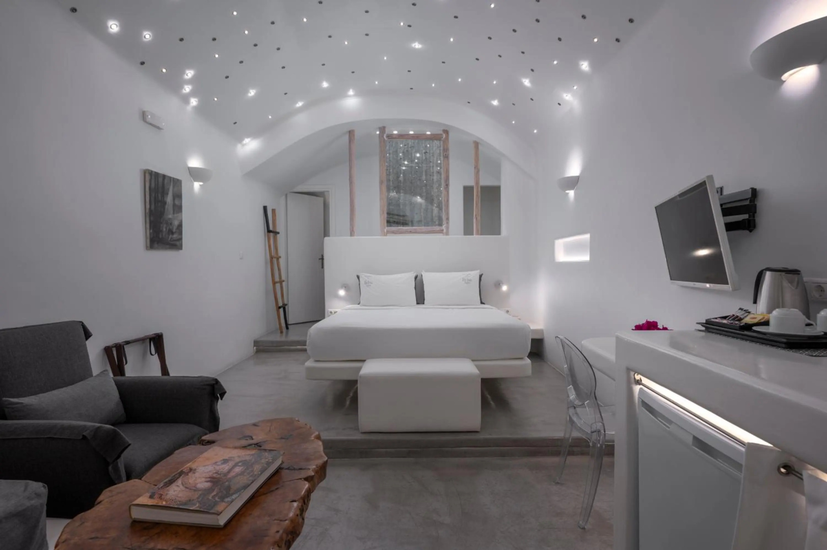 Photo - Flaskos suites
