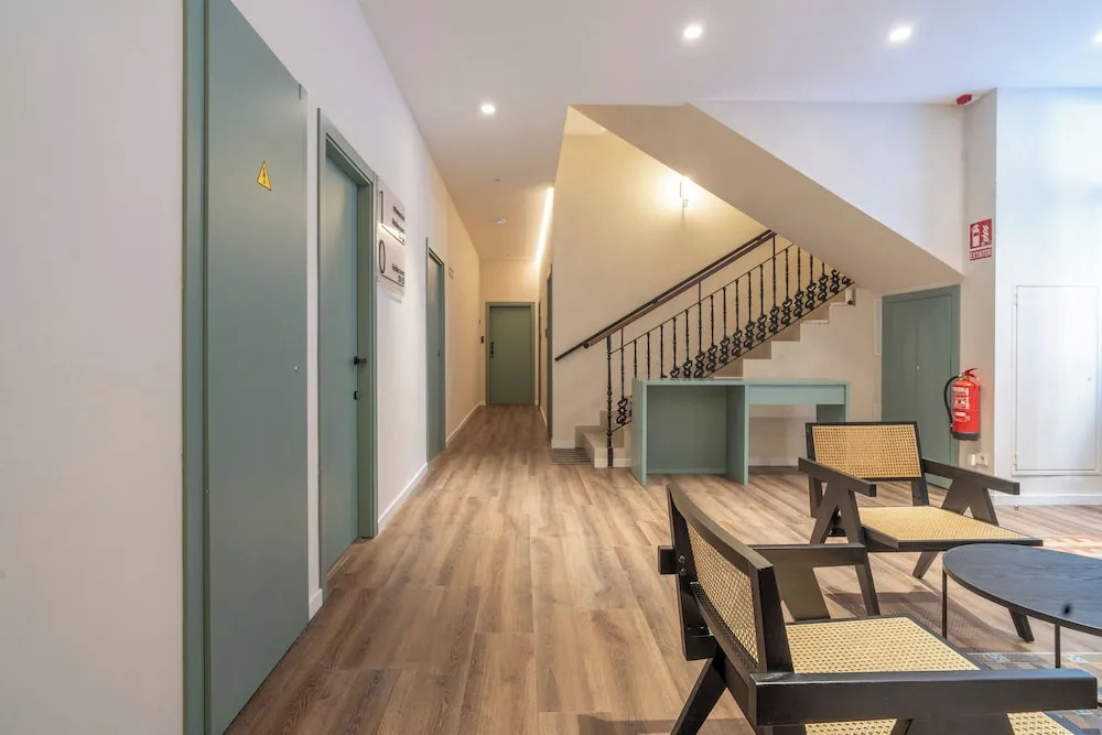 Foto - VLC HOST - Reina 168