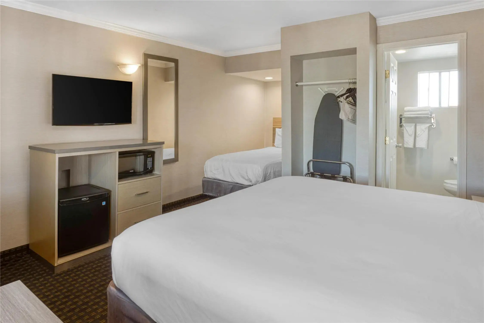 Photo - SureStay Hotel by Best Western San Rafael