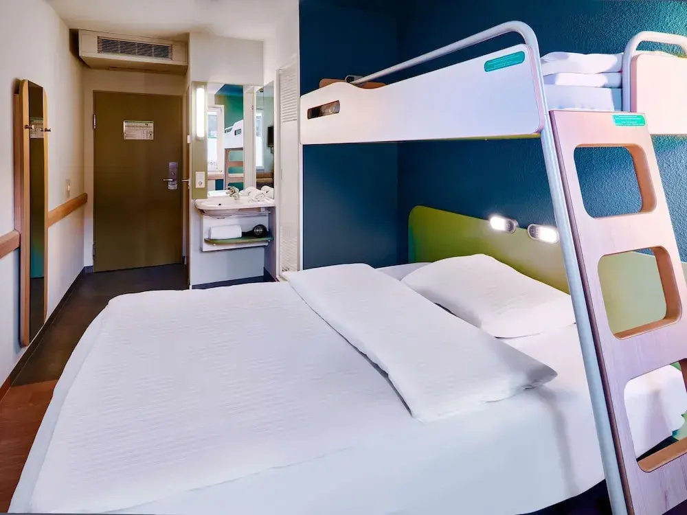 Photo - B&B HOTEL Wiesbaden-Ost