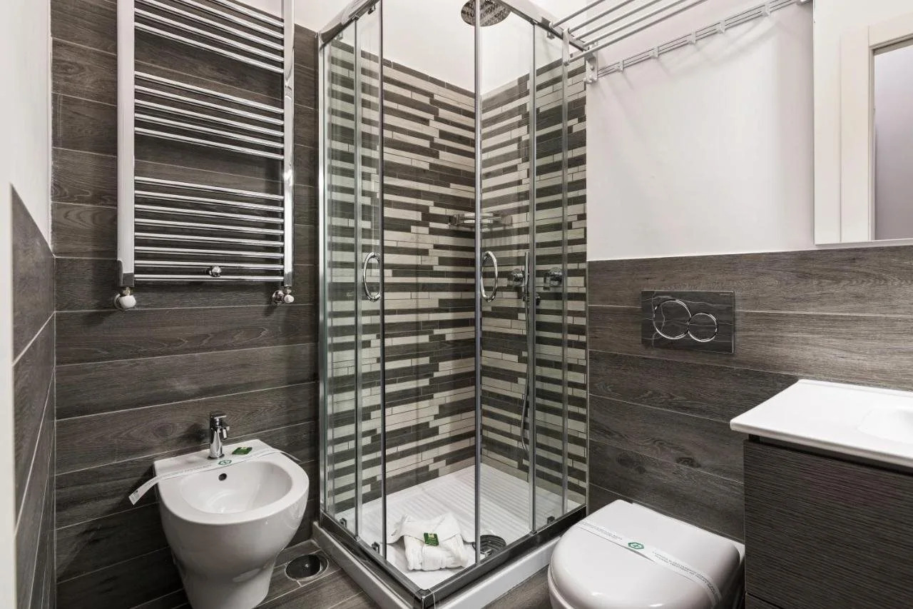 Photo - President Gardens