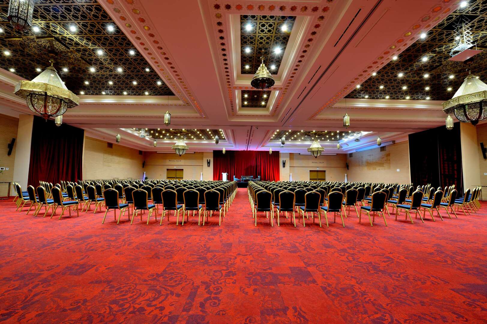 Foto - Royal Tulip City Center