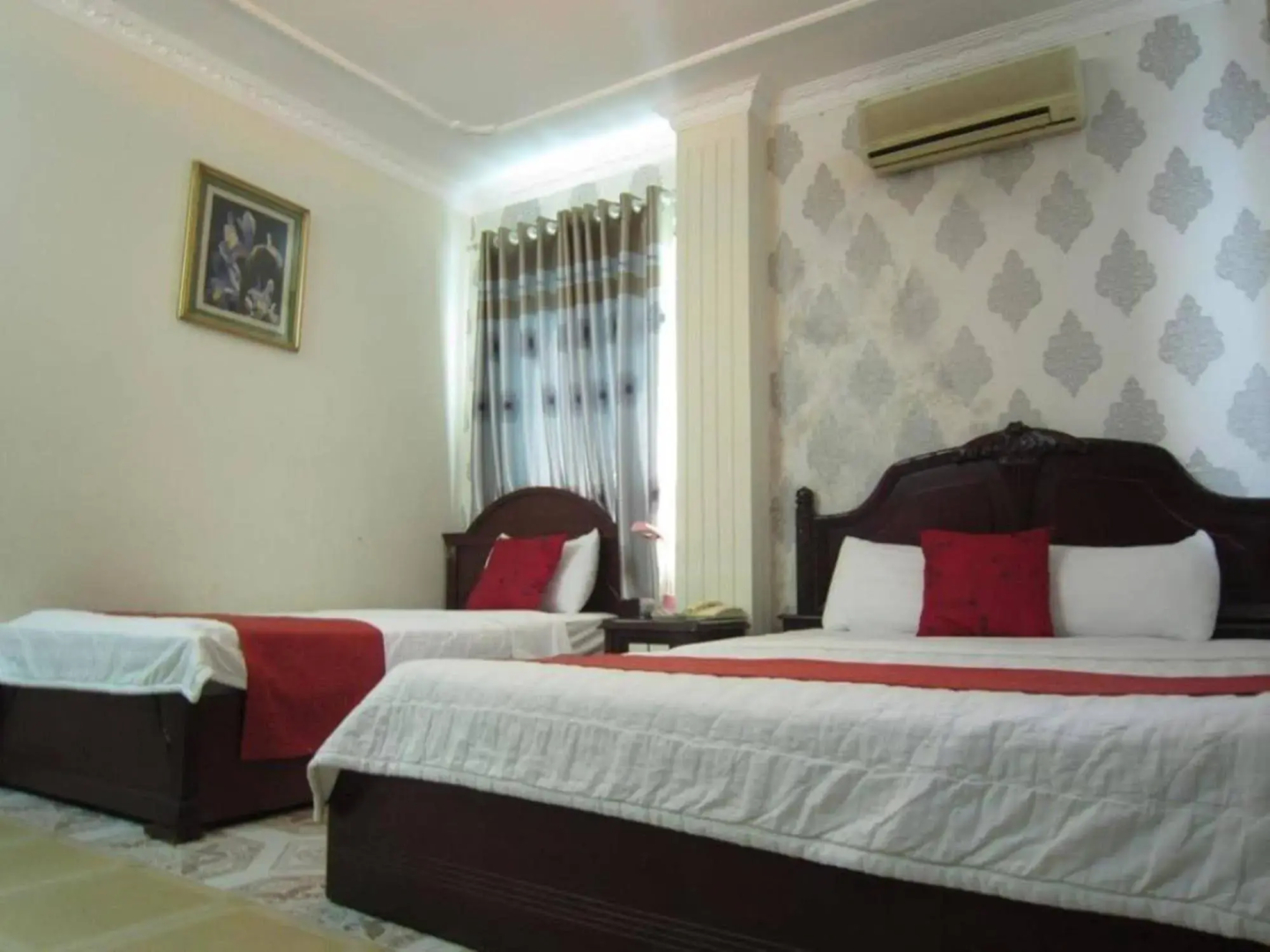 Photo - Tan Hoang Long Hotel