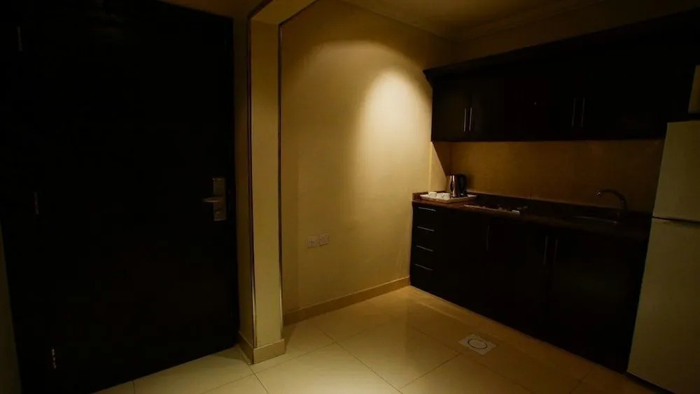 Photo - Al Muhaidb Residence Al Takhasossi 3