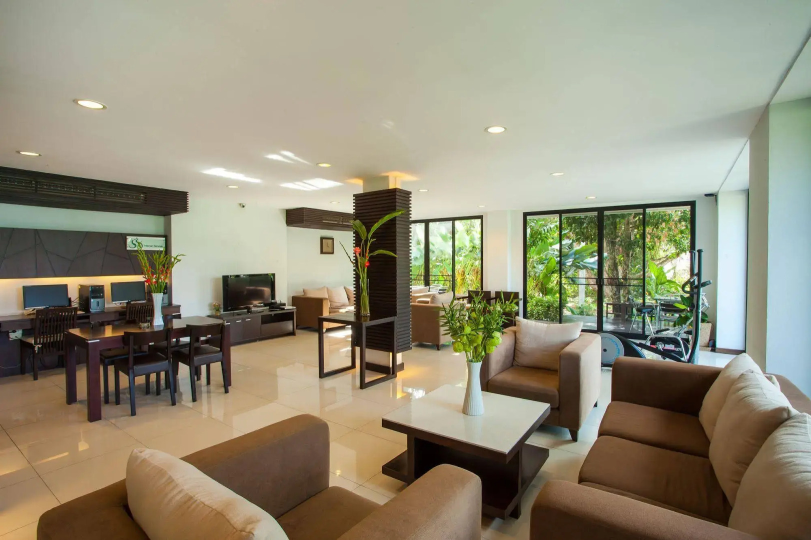 Foto - Sang Serene House