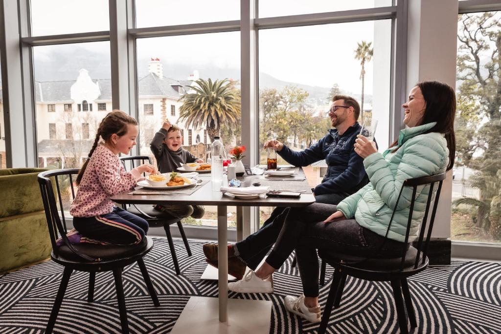 Photo - The Capital 15 on Orange Hotel & Spa