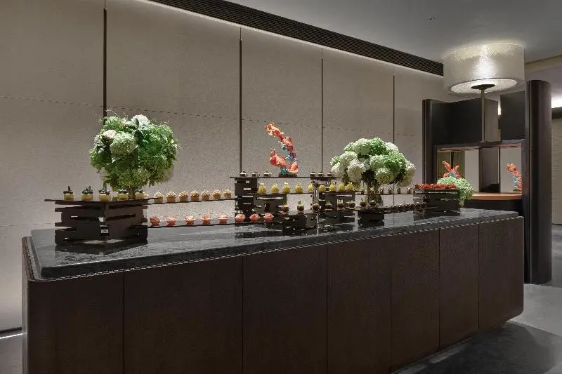 Photo - HUALUXE Shenzhen Bao'an by IHG