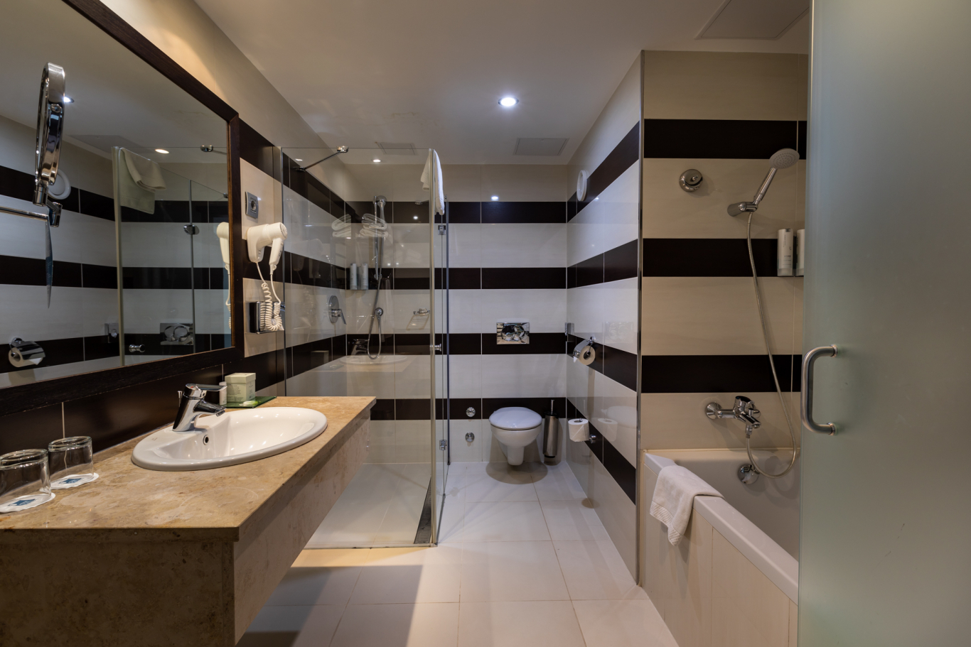 Photo - Aquaworld Resort Budapest