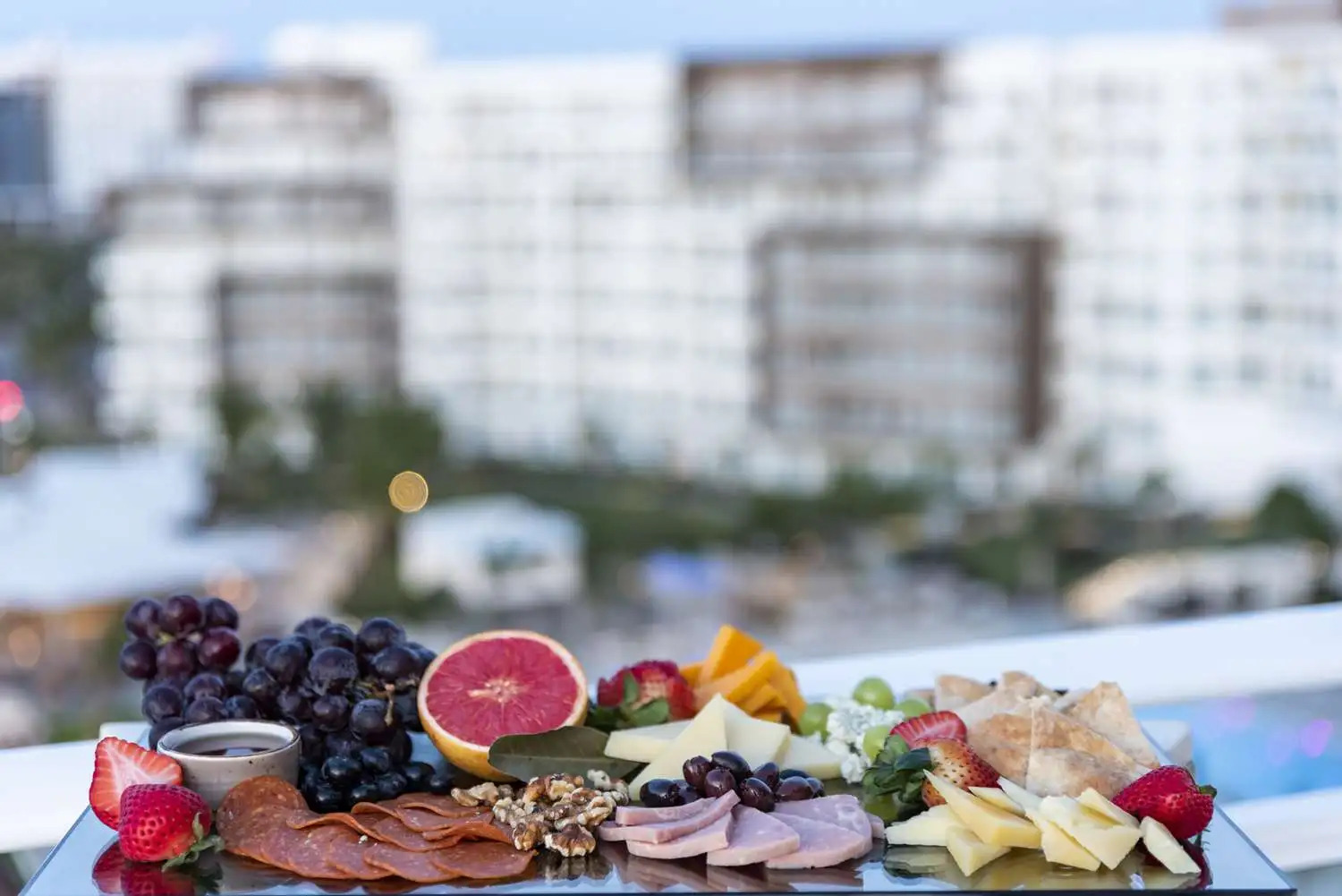 Photo - Embassy Suites By Hilton Aruba Beach Resort