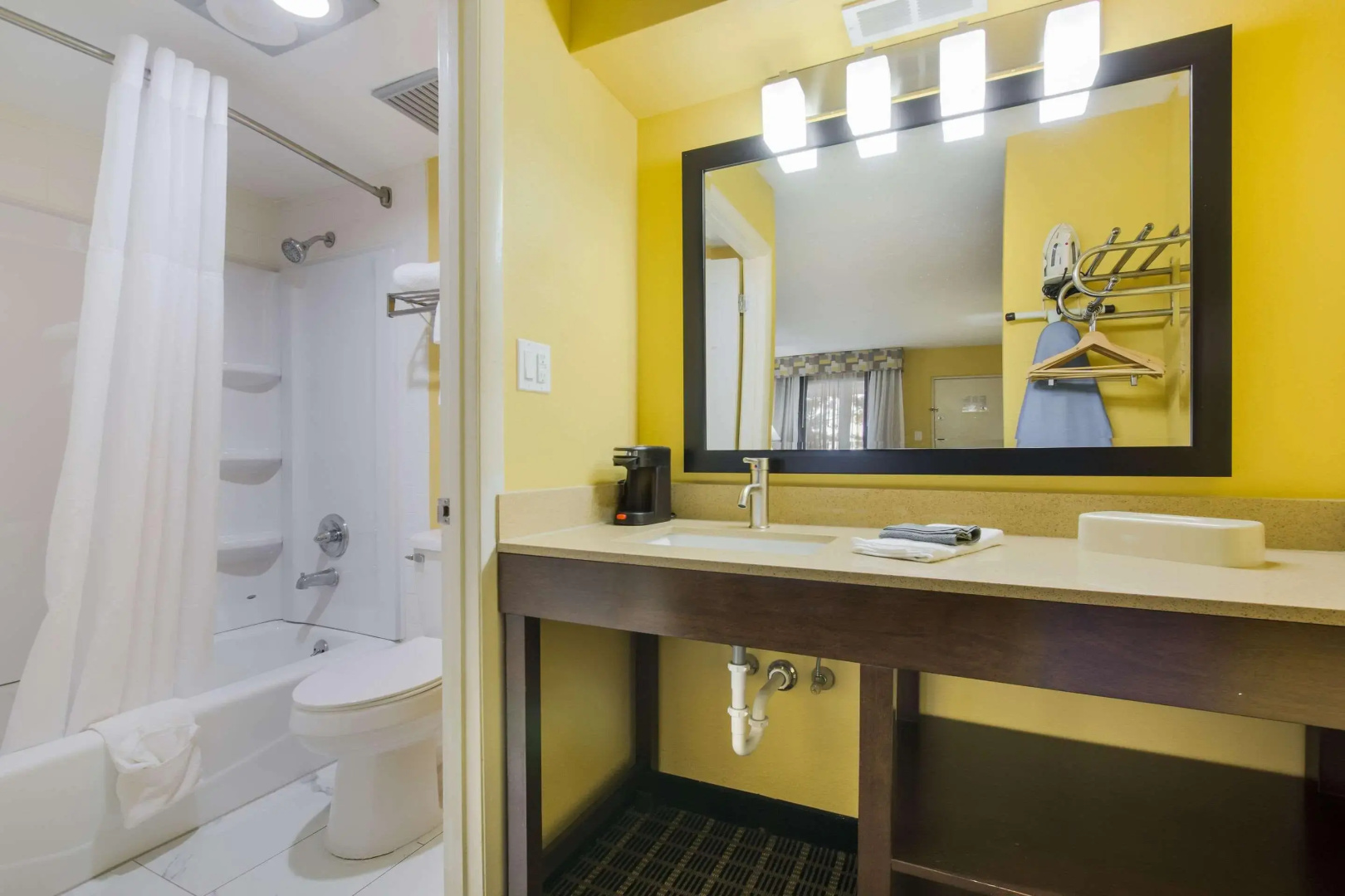 Foto - Quality Inn London North