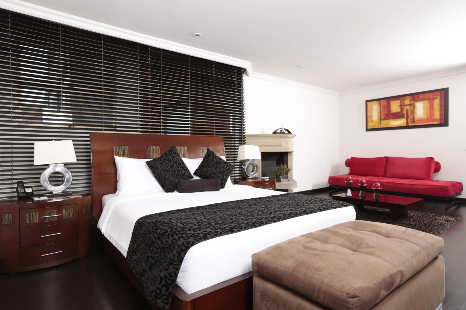 Photo - Hotel Suites 108