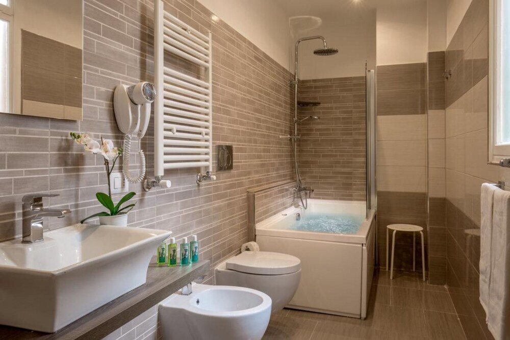 Photo - Borgognona Rooms