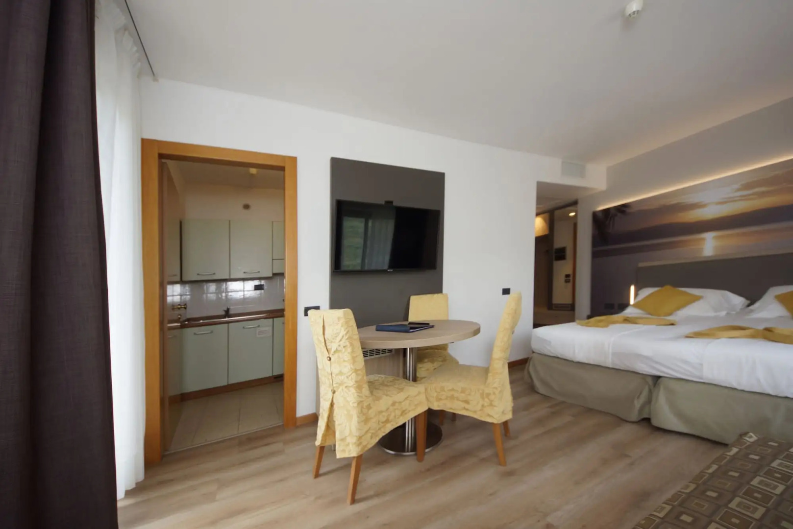 Foto - Ambassador Suite Hotel
