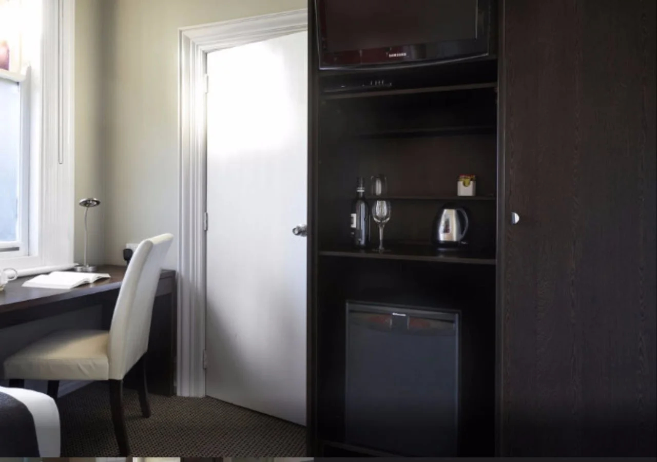 Photo - Vulcan Hotel Sydney