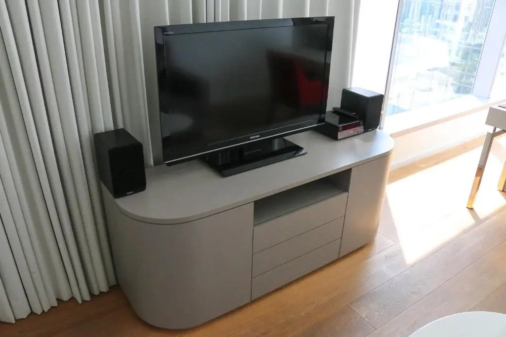 Photo - Twenty One Whitfield