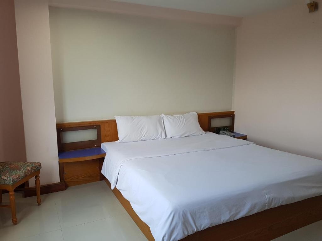 K.S. Pavilion Hotel