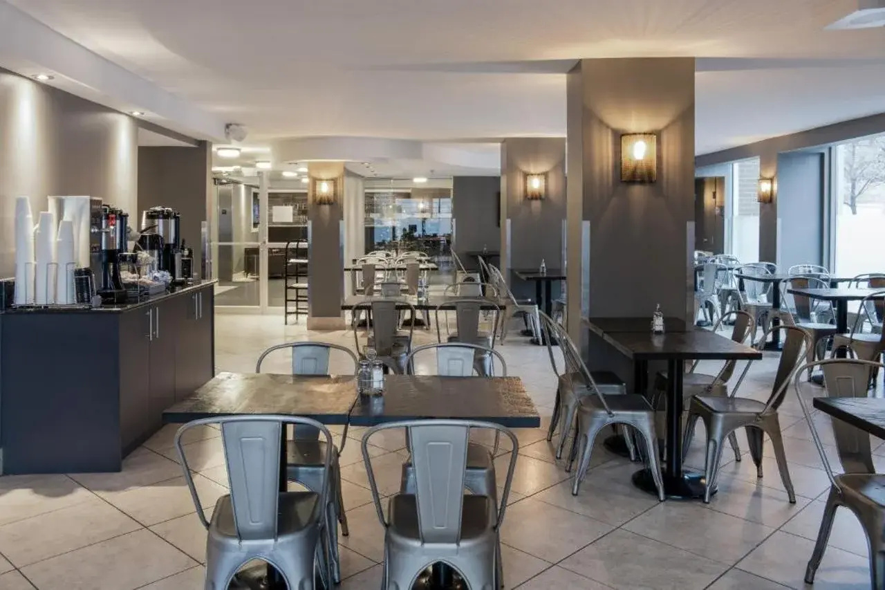 Photo - Hotel Faubourg Montreal Centre-Ville Downtown