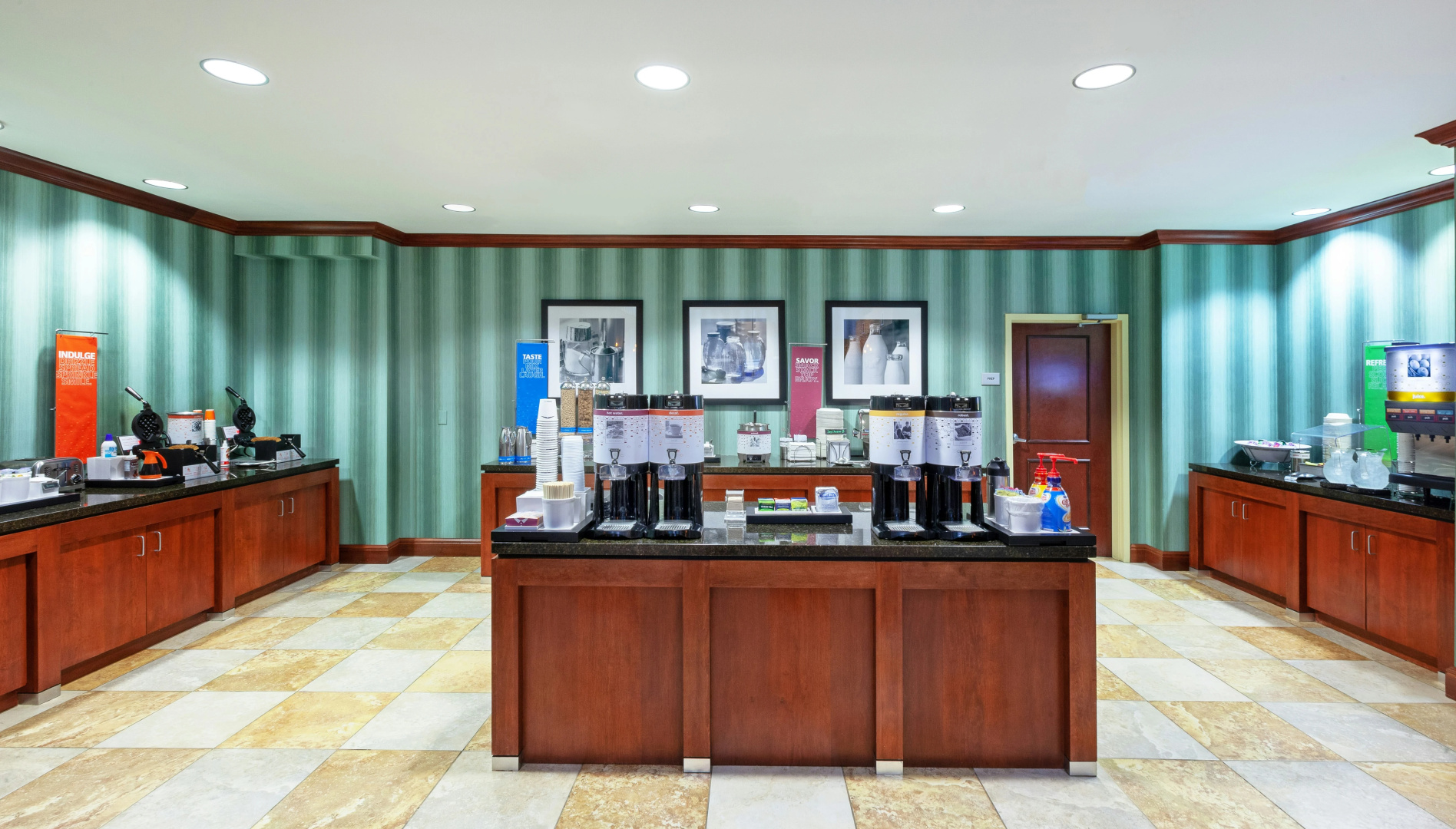 Photo - Hampton Inn & Suites El Paso West