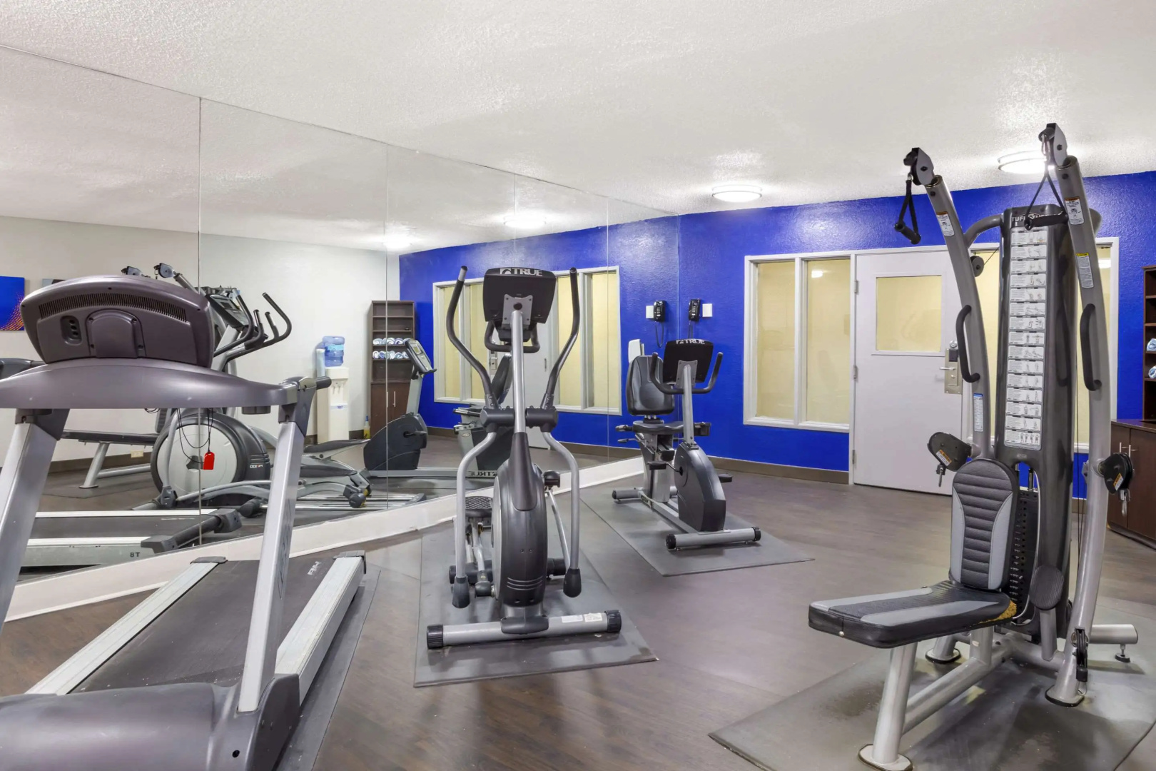 Photo - Comfort Suites Nashville Airport - BNA