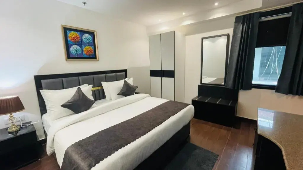 Photo - Saltstayz Select - Malcha & Chankyapuri