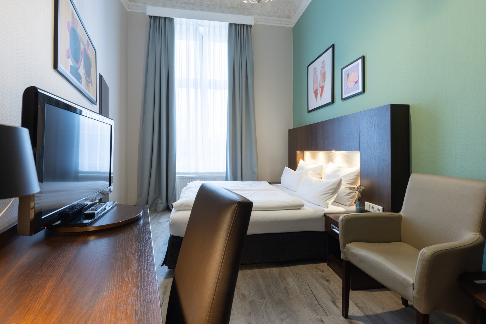 Photo - Garner Hotel Hamburg Graf Moltke by IHG