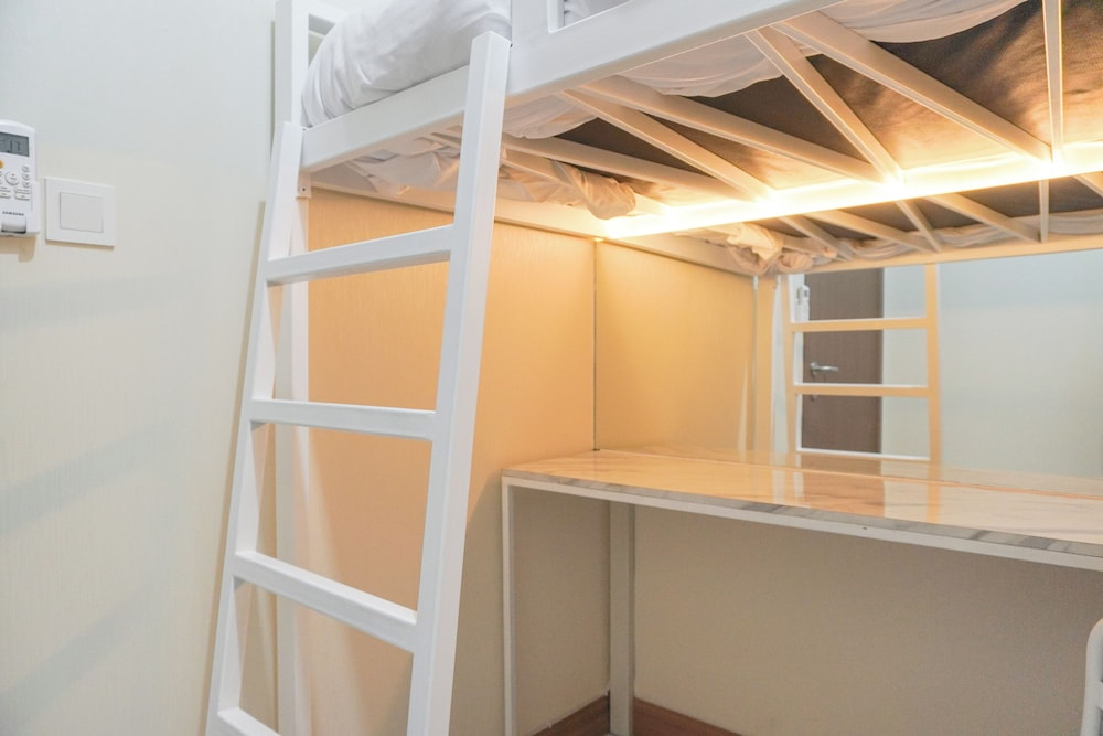 Minimalist and Restful 2BR at Podomoro Golf View Apartment