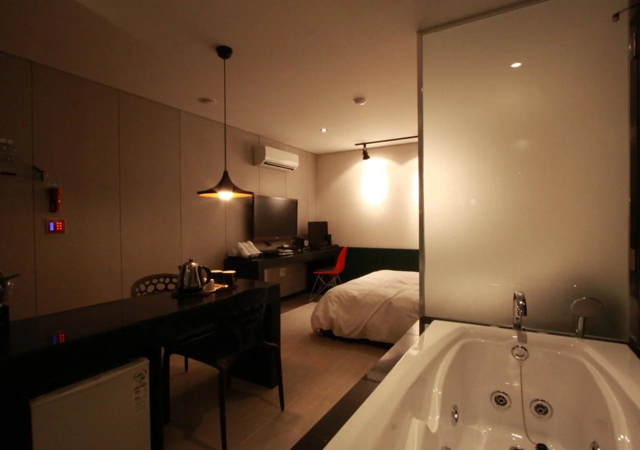 Photo - Shinchon Y Hotel