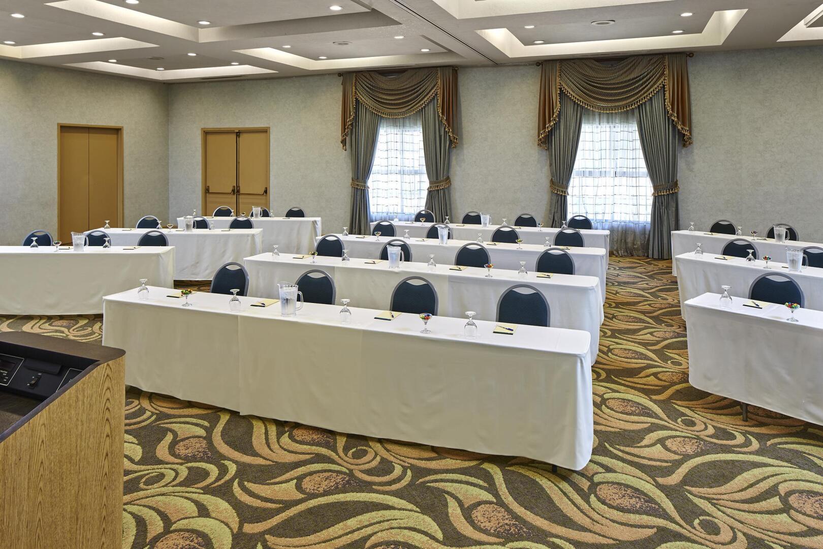 Photo - Best Western Posada Royale Hotel & Suites