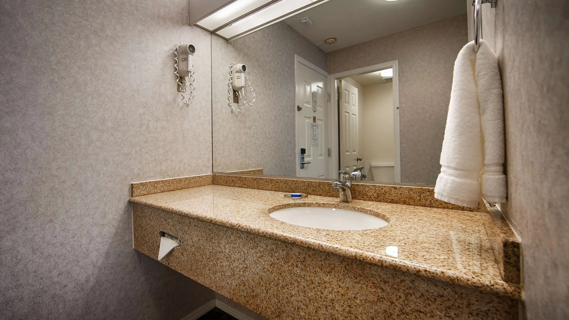 Foto - SureStay Hotel by Best Western North Vancouver Capilano