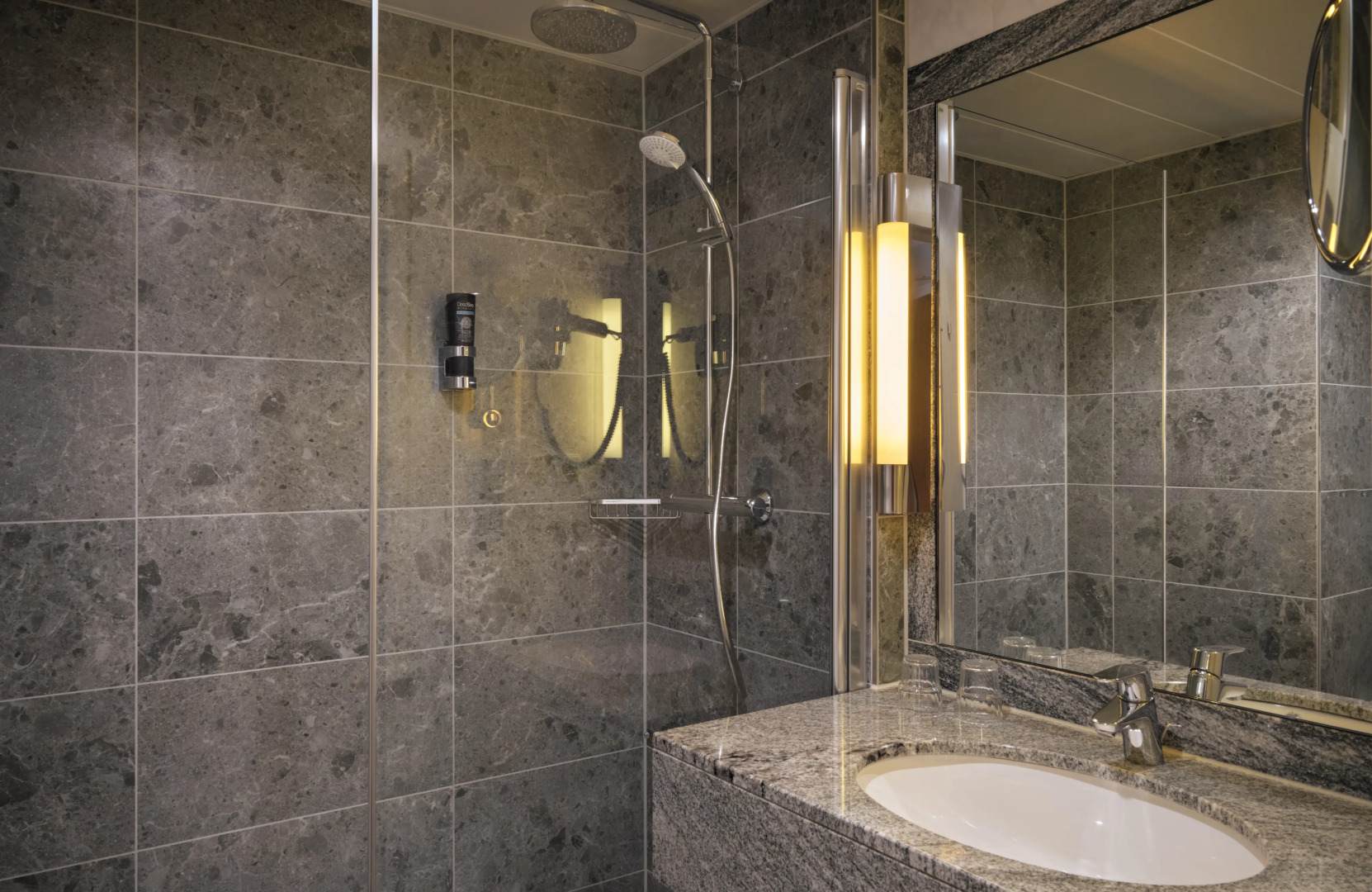 Photo - Leonardo Royal Hotel Düsseldorf Königsallee